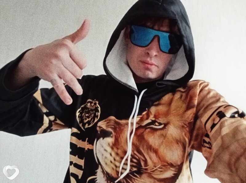 Денис, 25, Санкт-Петербурге — анкета №1238492