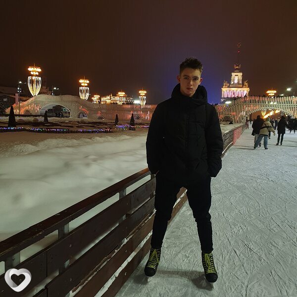 Стас, 20, Краснодаре — анкета №1238470