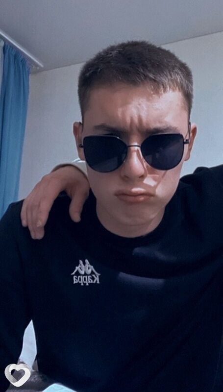 Дима, 23, Екатеринбурге — анкета №1238977