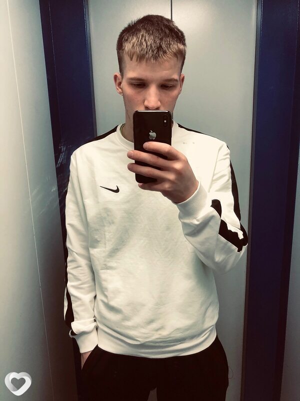 Максим, 23, Абакане — анкета №1239003
