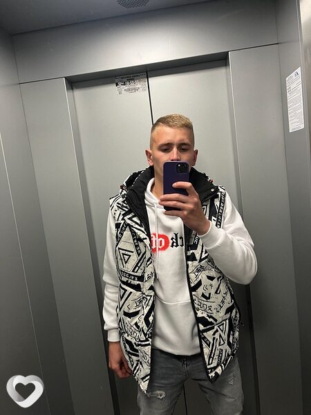 Артем, 27, Пензе — анкета №1239679