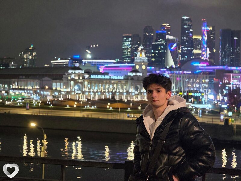 Дима, 20, Подольске — анкета №1239683