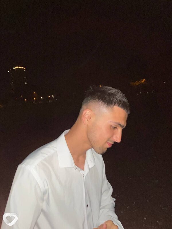 Назар, 21, Москве — анкета №1239882