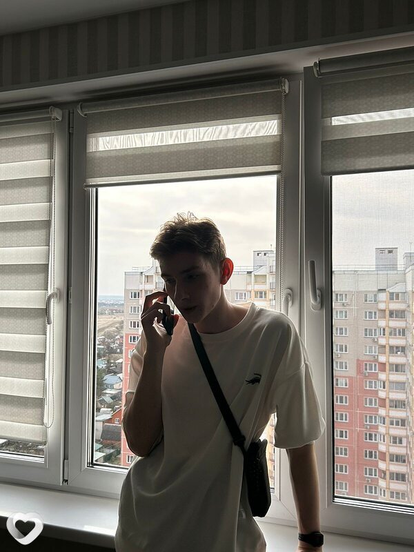 Александр, 20, Москве — анкета №1240991
