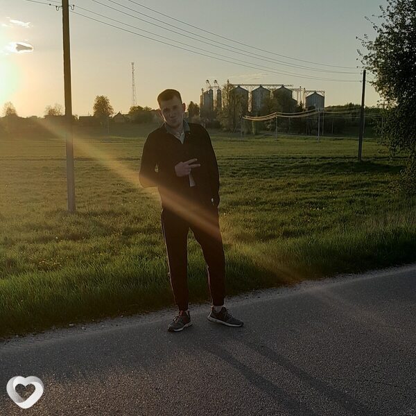 Дмитрий, 20, Бресте — анкета №1241224