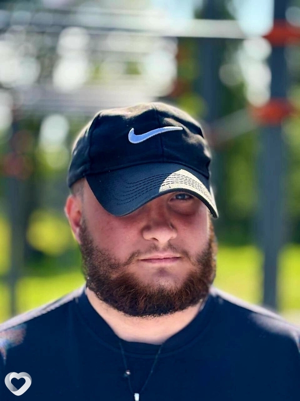 Виталий, 21, Новодвинске — анкета №1241400
