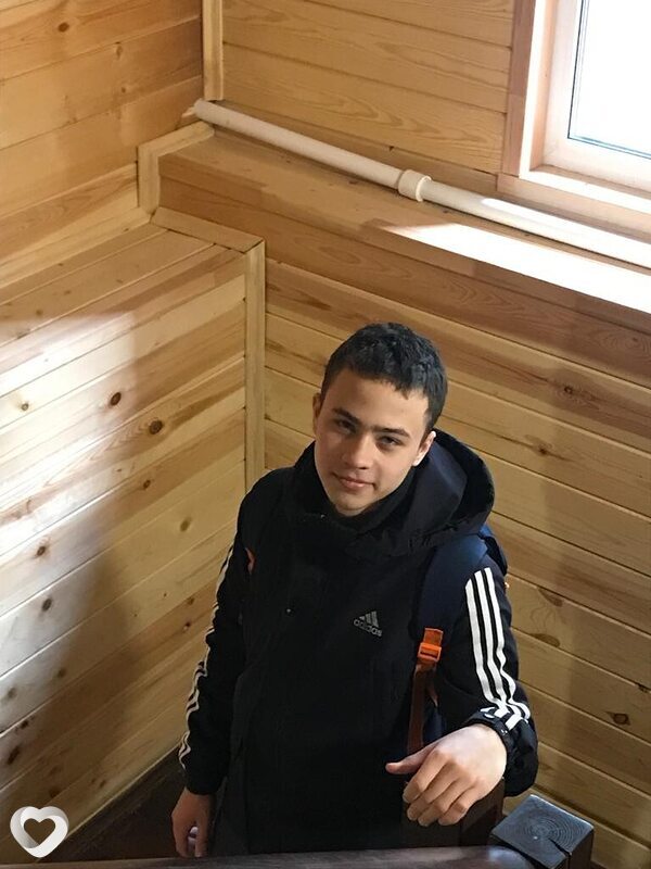 Максим, 20, Москве — анкета №1241729