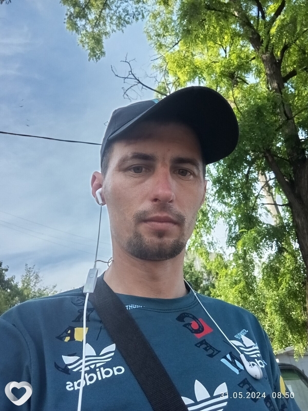 Виталий, 33, Ялте — анкета №1242015