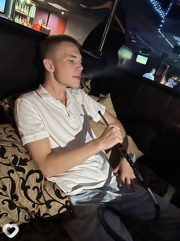 Никита, 20, Новосибирске — анкета №1242221