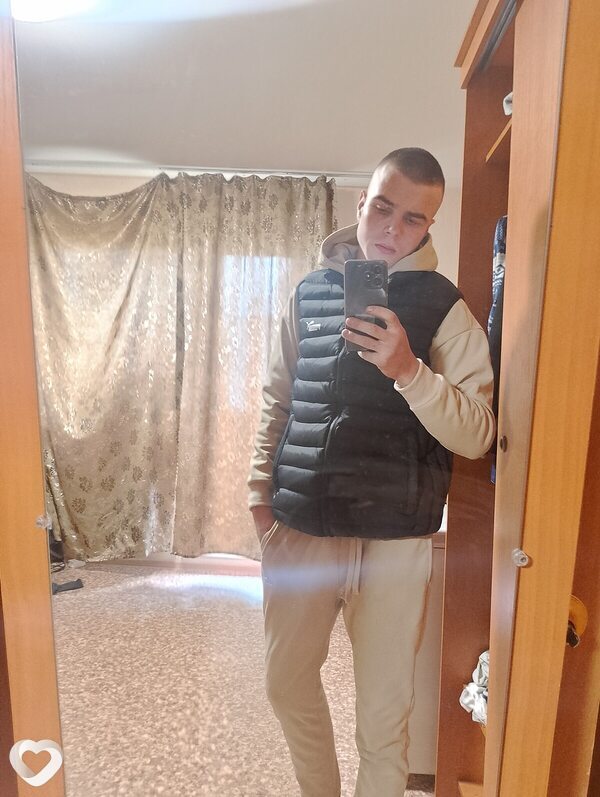 Женя, Шумиха