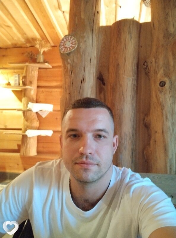 Артём, 27, Москве — анкета №1243383