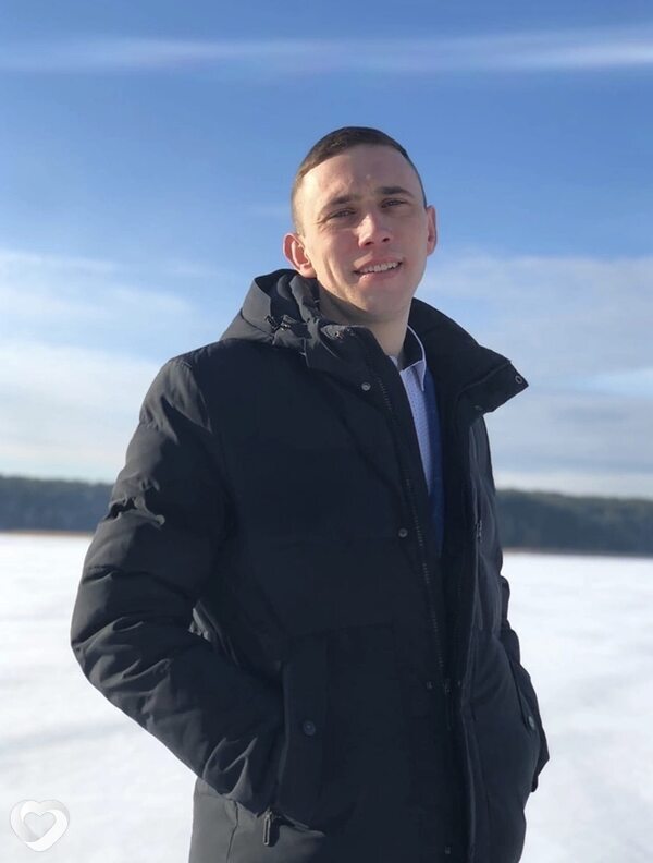 Артем, 27, Смоленске — анкета №1243847