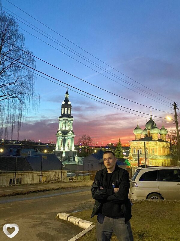 Виктор, 20, Москве — анкета №1245483