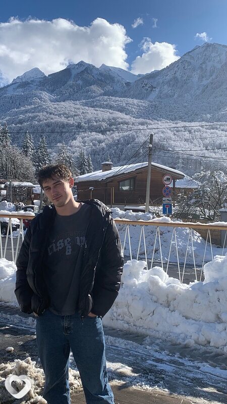 Кирилл, 21, Апшеронске — анкета №1245844