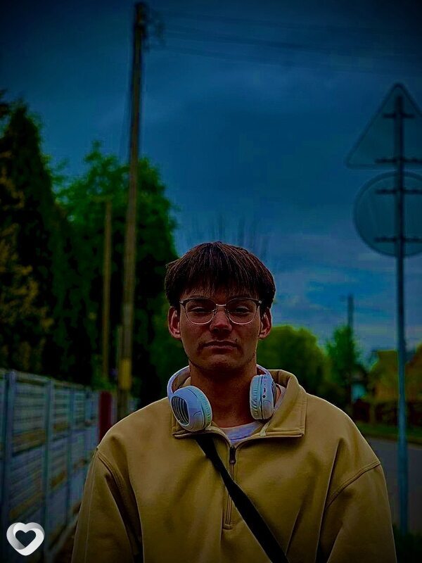 Artem, 20, Бресте — анкета №1245811