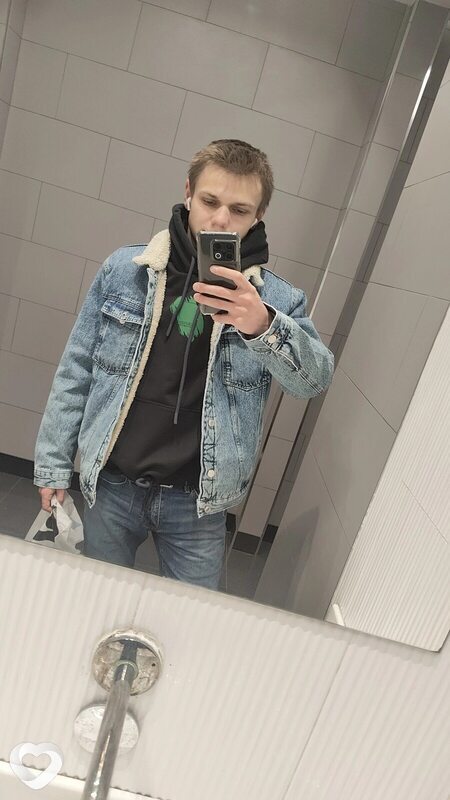 Михаил, 26, Москве — анкета №1247859