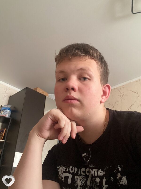 Дмитрий, 21, Миассе — анкета №1248493