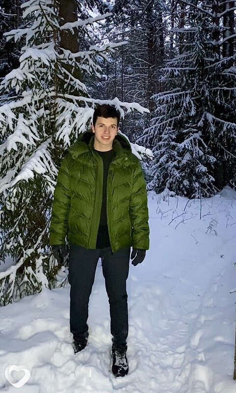Глеб, 22, Москве — анкета №1248517