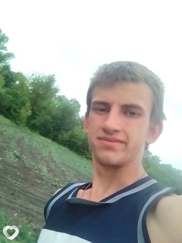Алексей, 21, Саратове — анкета №1248762