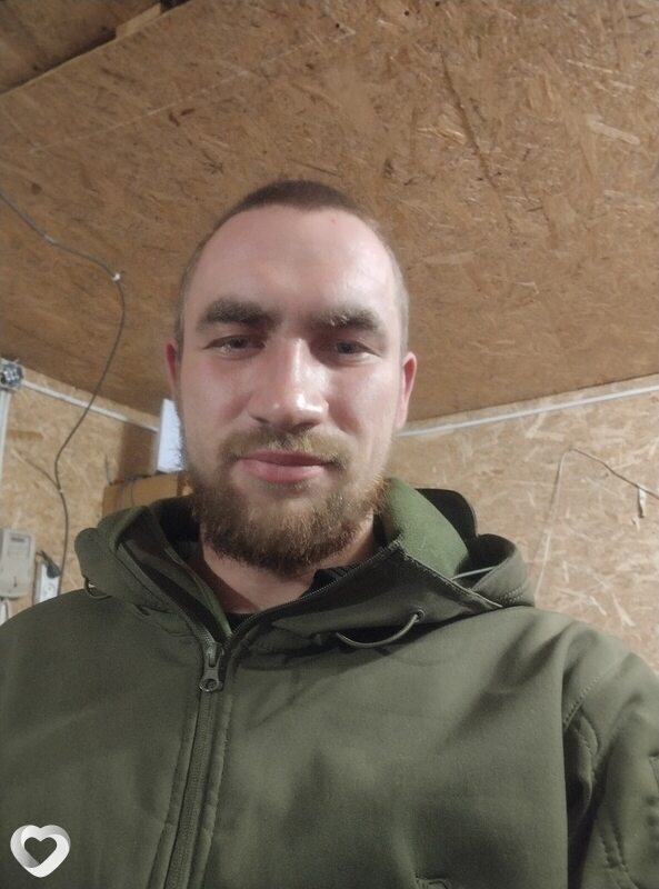 Евгений, 27, Каменское — анкета №1249030
