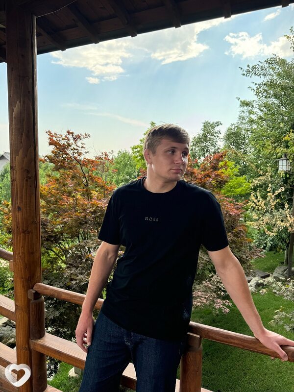 Артем, 25, Сочи — анкета №1250642