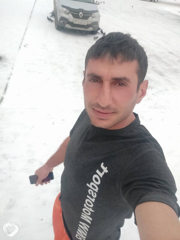 Yurik, Партизанское