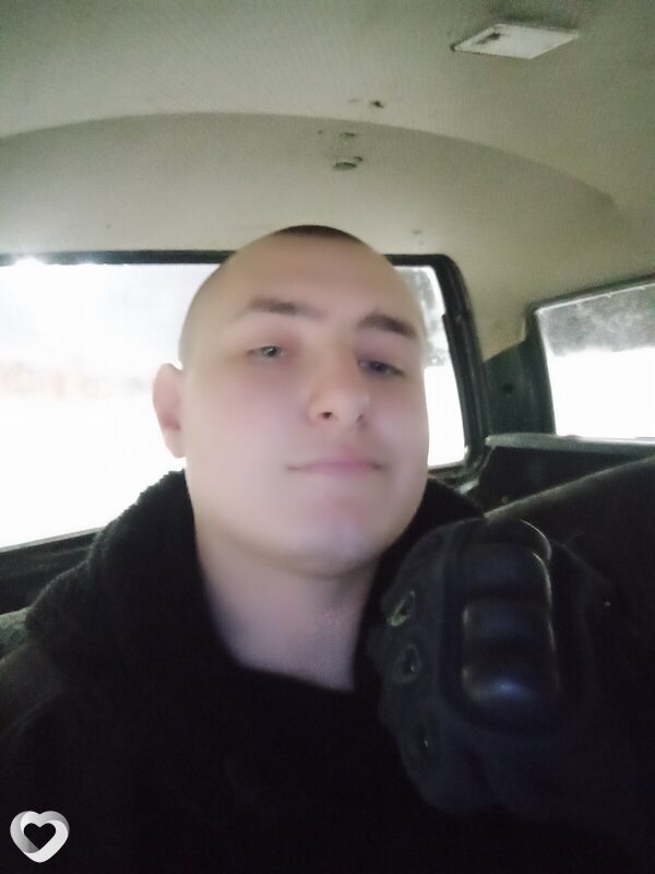 Даня, 21, Петрозаводске — анкета №1252170