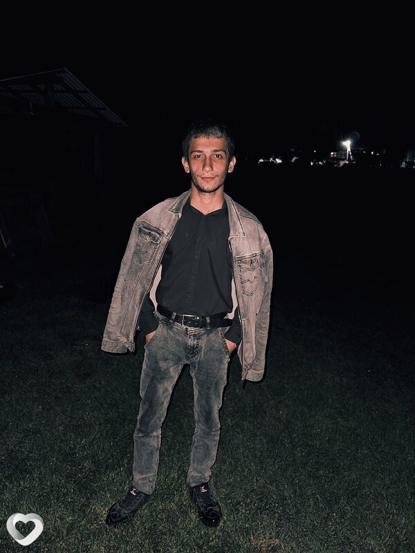 Роберт Тигиев, 22, Владикавказе — анкета №1253534