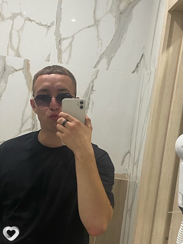 Богдан, 21, Туле — анкета №1255745