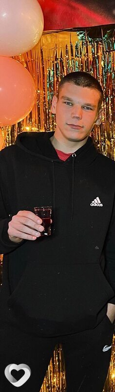 Макс, 22, Архангельске — анкета №1255691