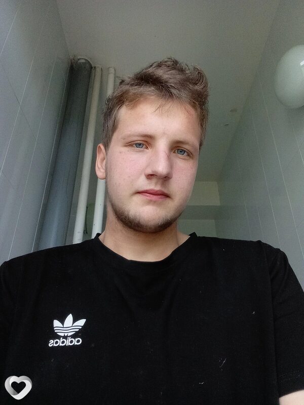 Svatoslav, 21, Омске — анкета №1309017