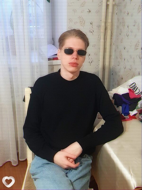 Артём, 21, Москве — анкета №1256124