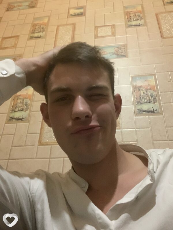 Максим, 23, Воронеже — анкета №1256411
