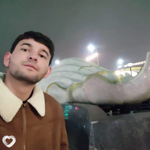 Азиз, 27, Москве — анкета №1256552
