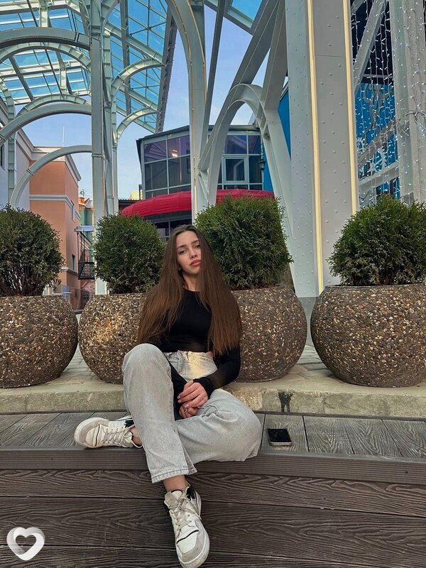 Эльвина, 22, Барнауле — анкета №1256778