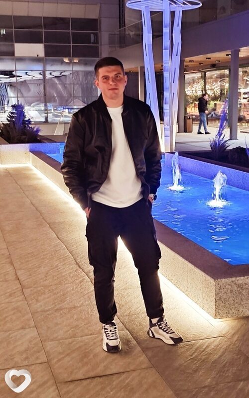 Александр, 22, Санкт-Петербурге — анкета №1257003