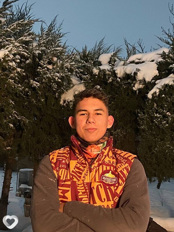 Азамат, 20, Ташкент — анкета №1257944