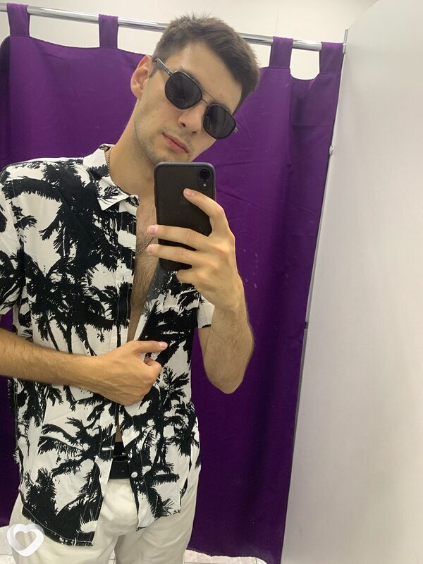 Денис, 23, Москве — анкета №1258357