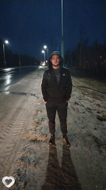 Михаил, 28, Ханты-Мансийске — анкета №1258939