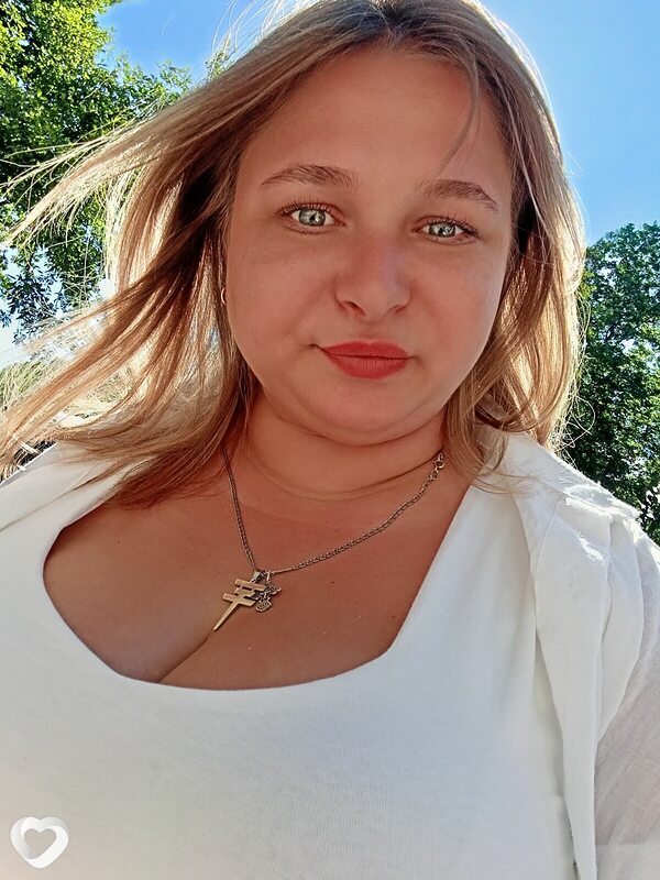Ирина, 31, Александрове — анкета №1259479