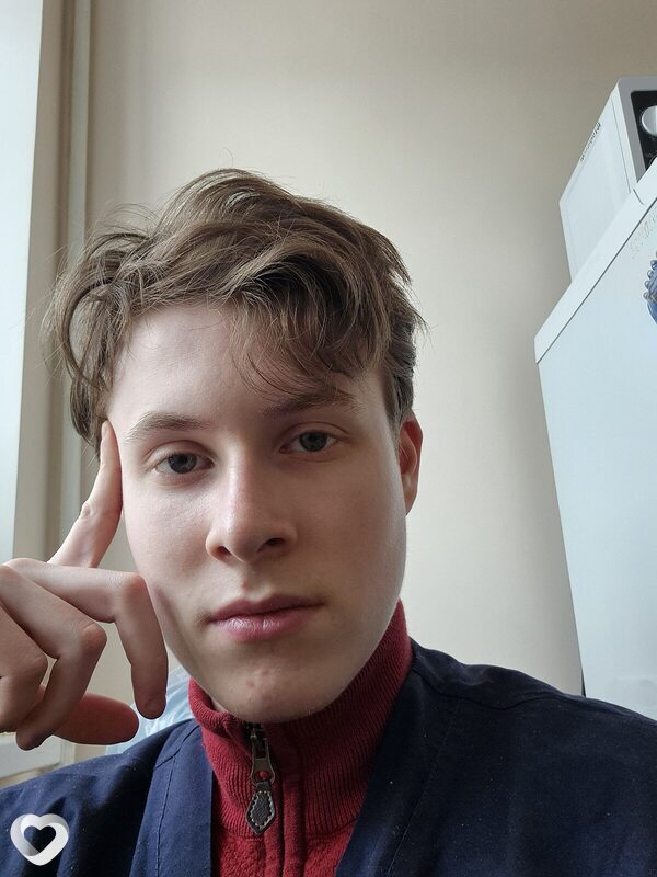 Максим, 22, Череповце — анкета №1259505