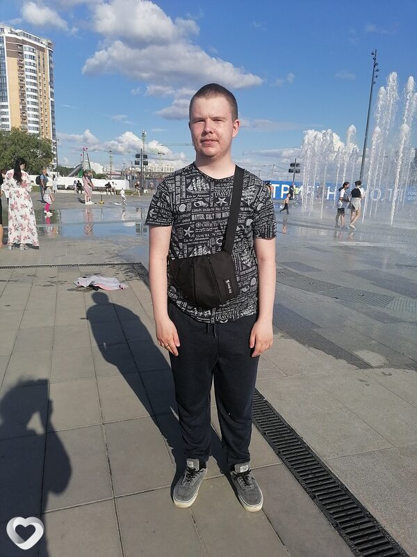 Матвей, 20, Благовещенске — анкета №1259775