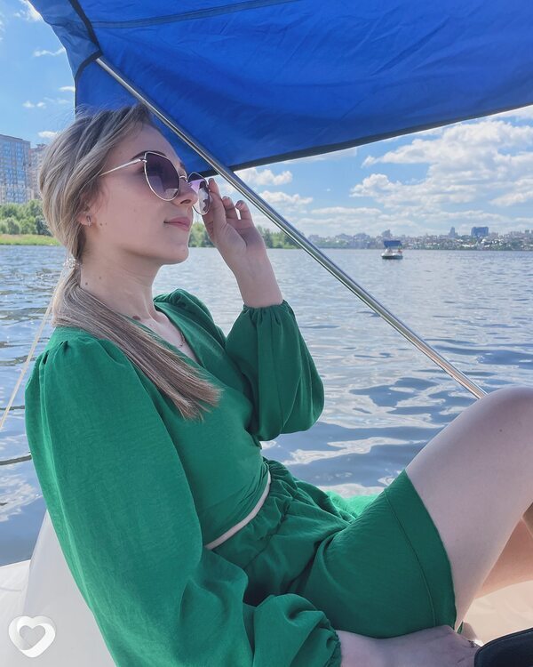 Анна, 25, Воронеже — анкета №1260338
