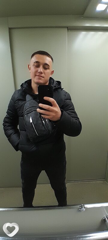 Саша, 23, Звенигороде — анкета №1262786