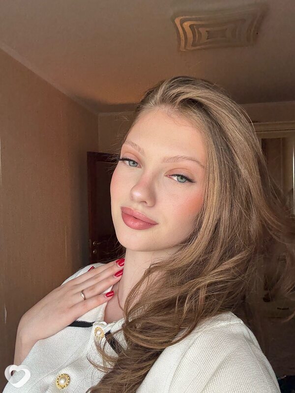 Дарина, 22, Барнауле — анкета №1265648