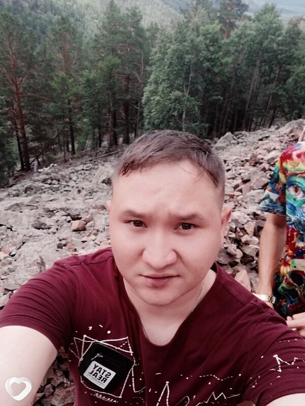 Анатолий, 29, Горловке — анкета №1266107