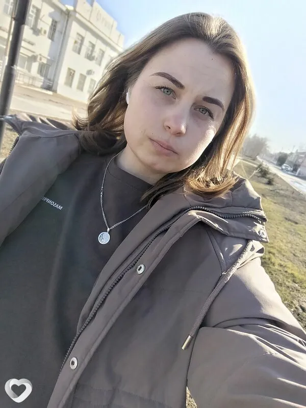 Вика, 26, Барнауле — анкета №1267142