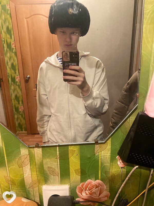 Даня, 20, Вологде — анкета №1267948