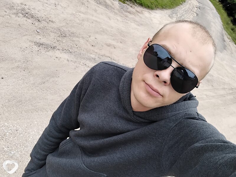 Макс, 22, Ошмянах — анкета №1268303