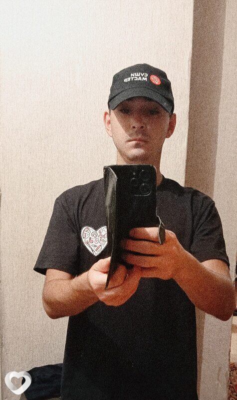Артём, 24, Чите — анкета №1268263